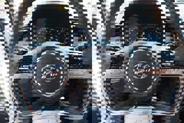 Used 2022 Hyundai Tucson SEL w/ Cargo Package image 21