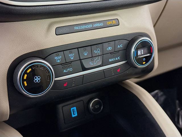 Certified 2020 Ford Escape SE image 15