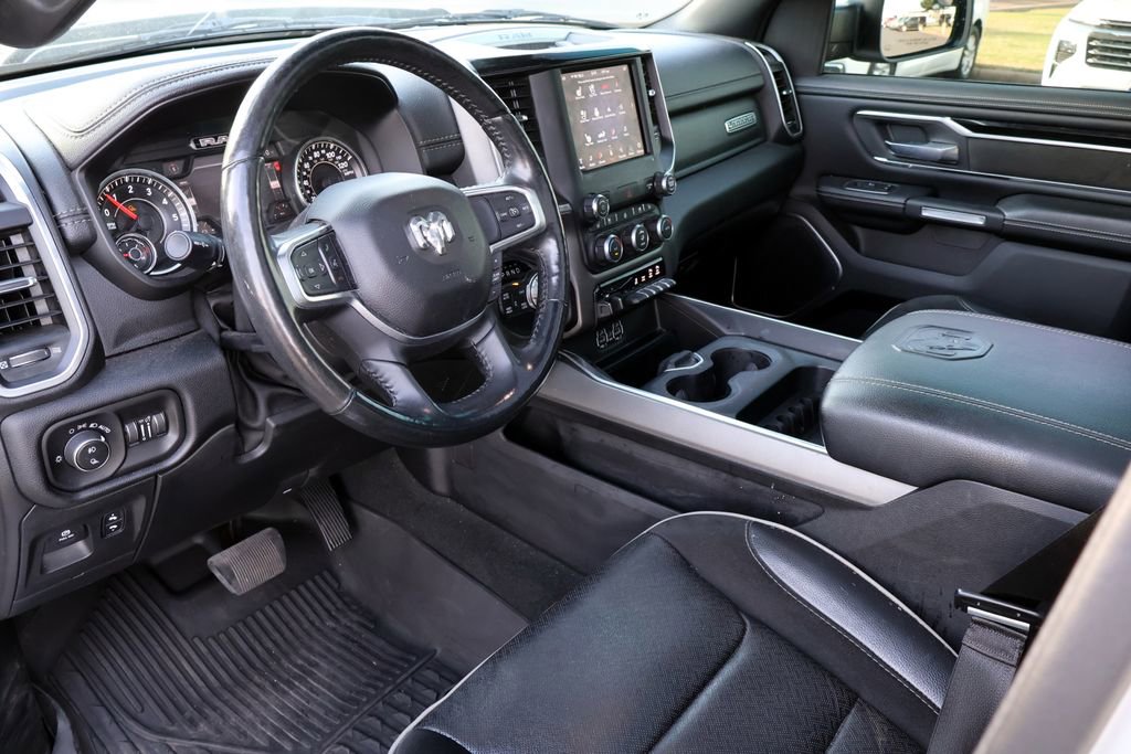 Used 2020 RAM 1500 Laramie AWD/4WD image 3