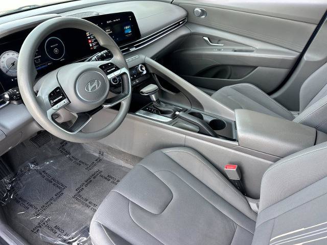 Used 2024 Hyundai Elantra SEL FWD image 9