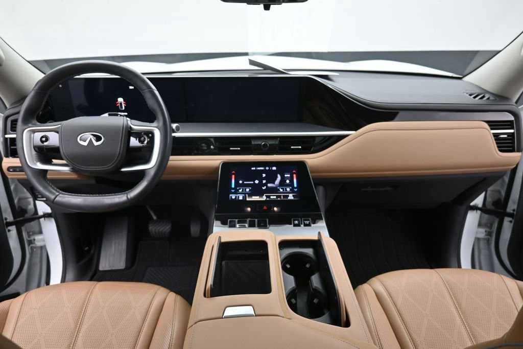 Used 2025 INFINITI QX80 Sensory w/ Exterior Package AWD/4WD image 16
