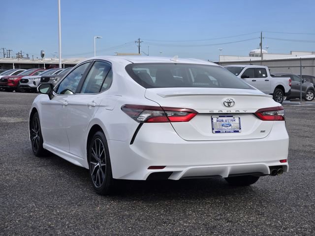 Used 2021 Toyota Camry SE image 5