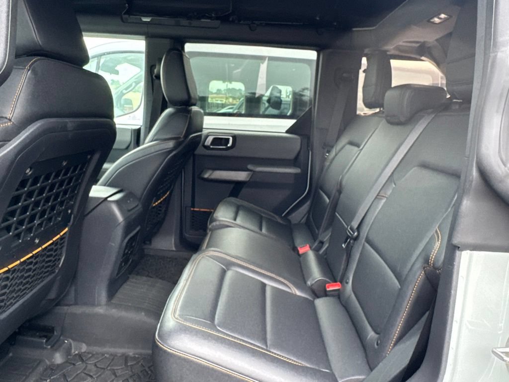 Certified 2023 Ford Bronco Badlands w/ Sasquatch Package AWD/4WD image 15