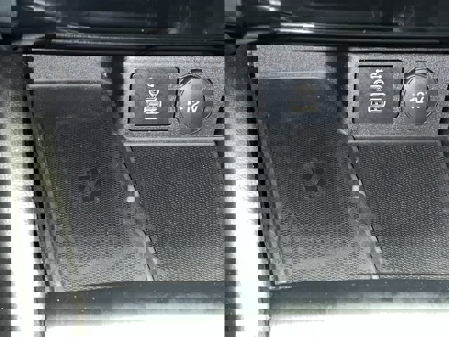 Certified 2024 Ford Escape Platinum image 33