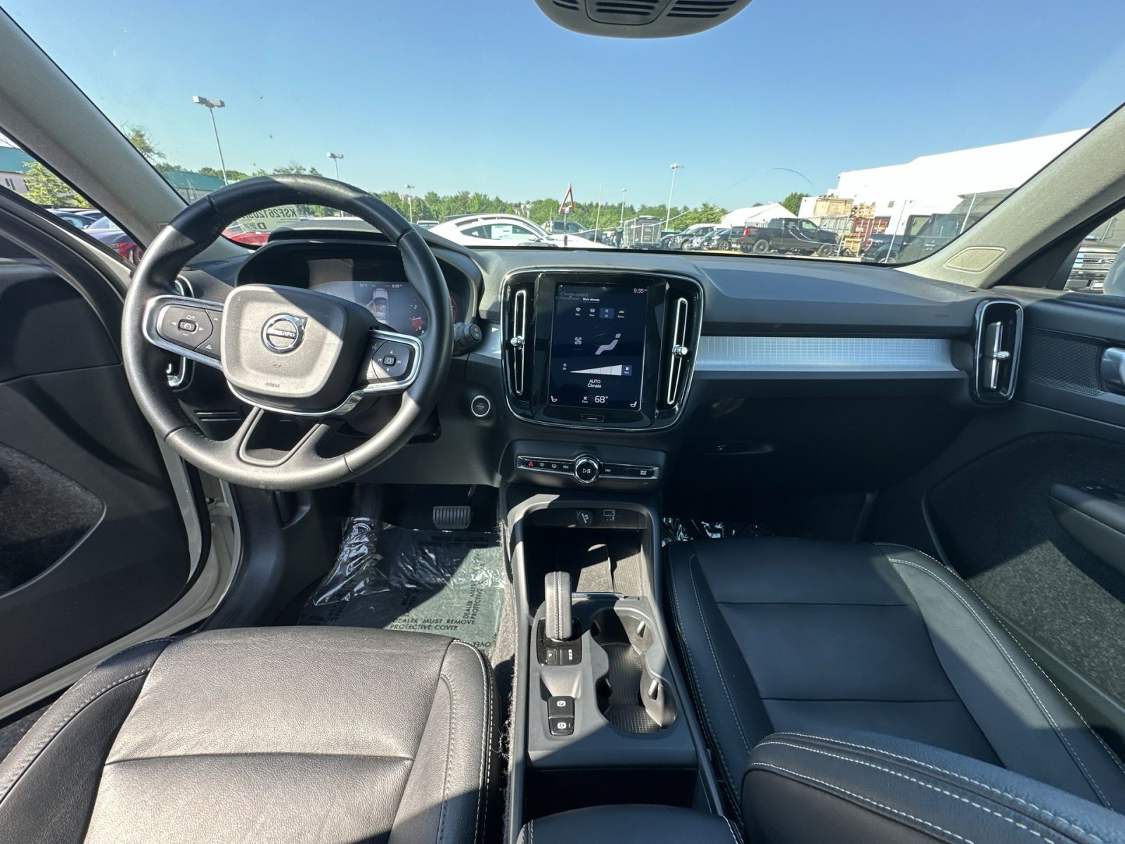 Used 2020 Volvo XC40 T5 Momentum w/ Protection Package Premier AWD/4WD image 30