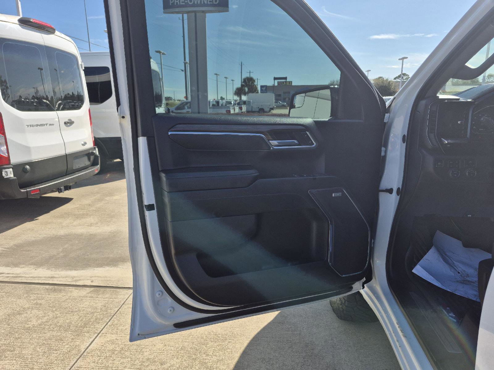 Used 2024 Chevrolet Silverado 1500 LT Trail Boss w/ Convenience Package II image 12