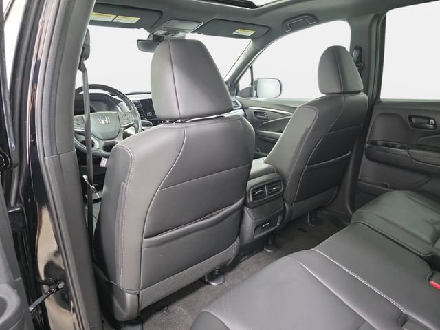 Used 2024 Honda Passport EX-L image 12