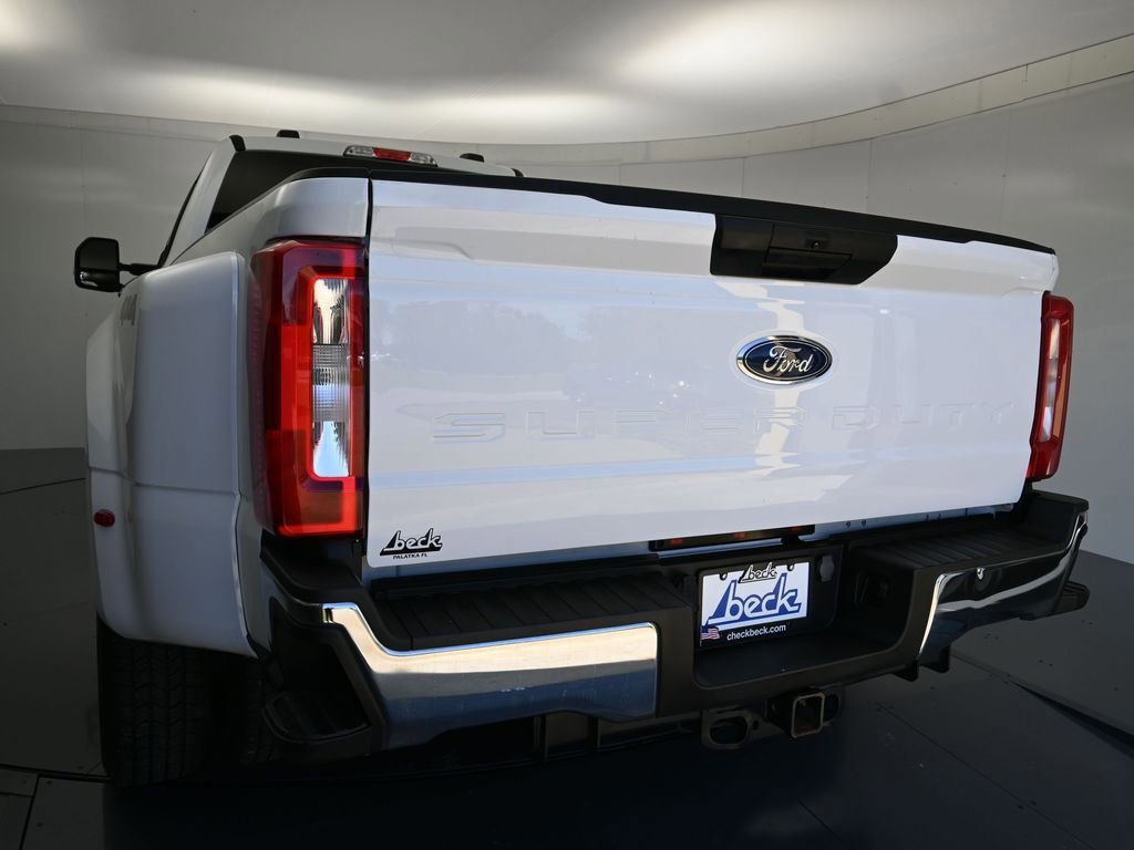 Certified 2024 Ford F350 XLT image 3