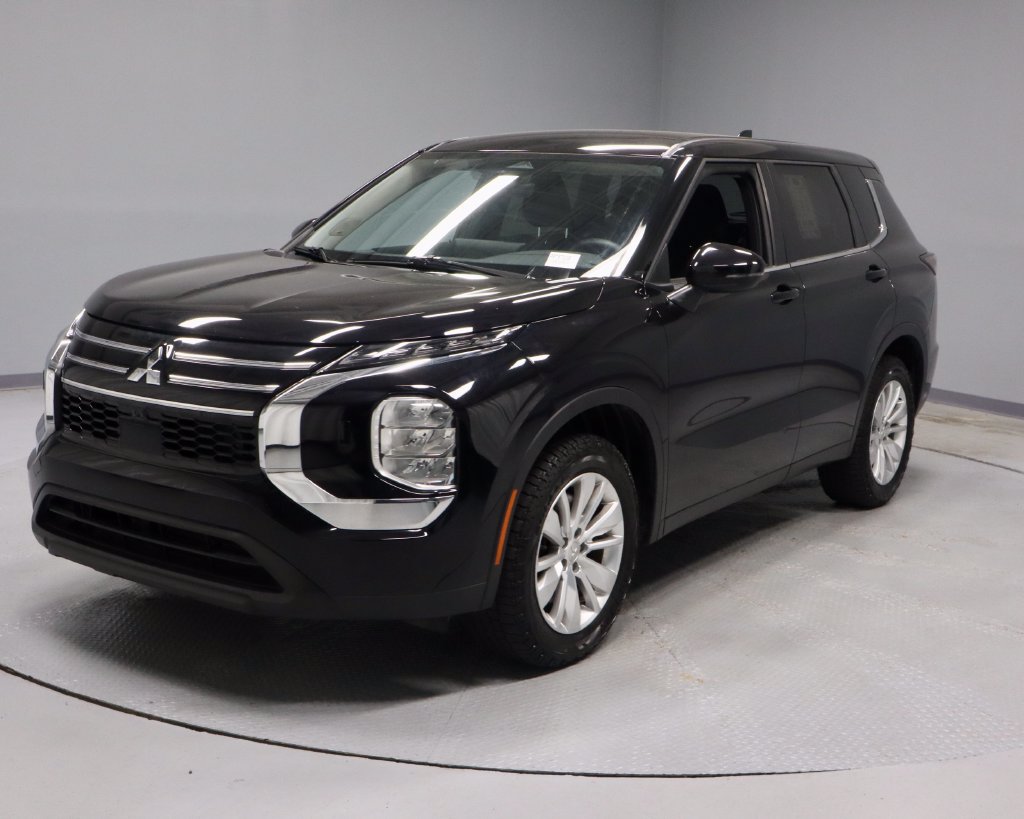 Used 2025 Mitsubishi Outlander ES AWD/4WD image 6