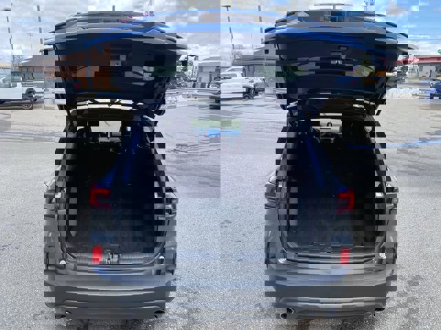 Certified 2025 Ford Escape ST-Line w/ Cold Weather Package image 19