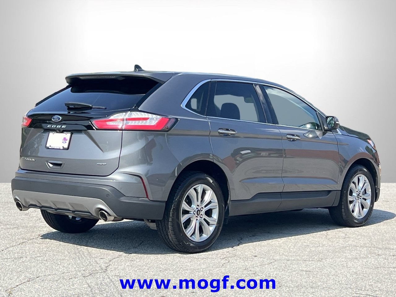 Certified 2024 Ford Edge Titanium AWD/4WD image 3