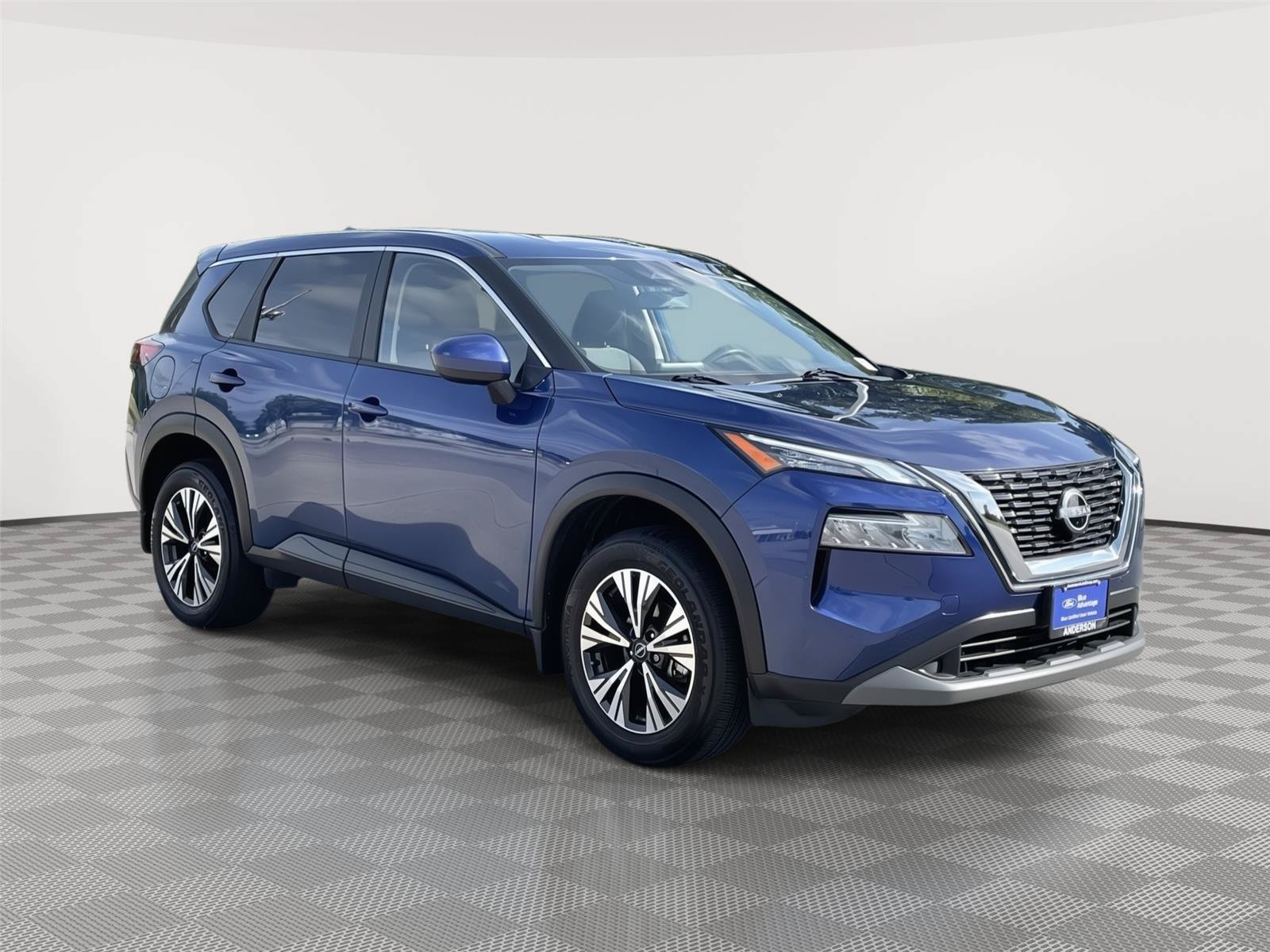 Used 2023 Nissan Rogue SV AWD/4WD image 5