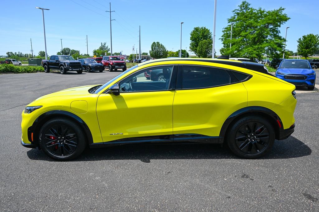Certified 2025 Ford Mustang Mach-E Premium w/ Sport Appearance Package AWD/4WD image 7