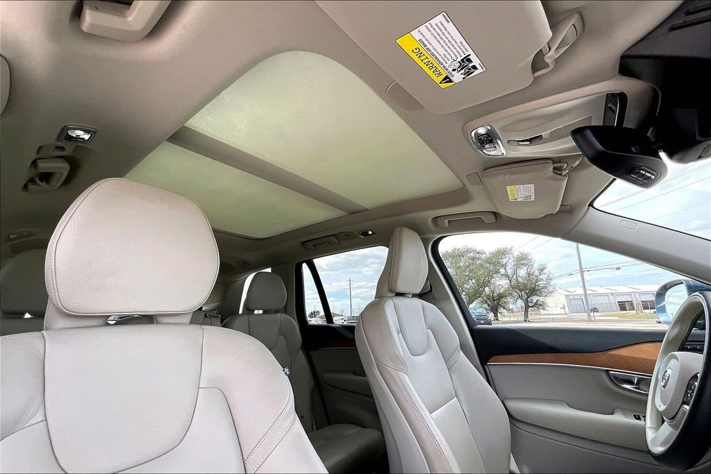 Used 2022 Volvo XC90 T6 Momentum w/ Advanced Package image 28
