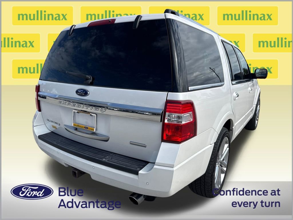 Certified 2017 Ford Expedition Platinum RWD image 4