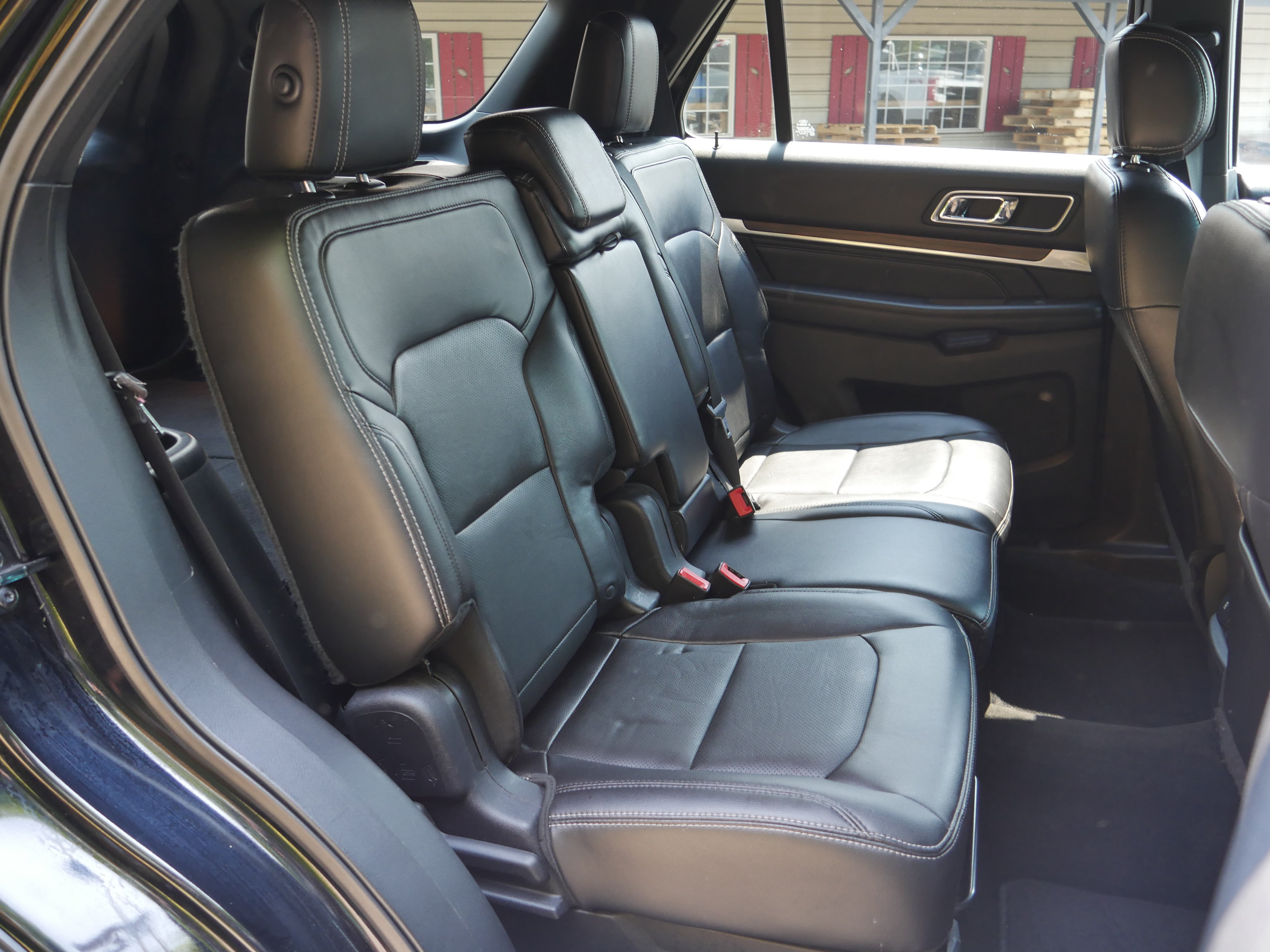Certified 2017 Ford Explorer Limited FWD image 26