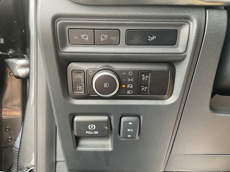 Certified 2023 Ford F150 Lariat w/ Equipment Group 502A High image 27