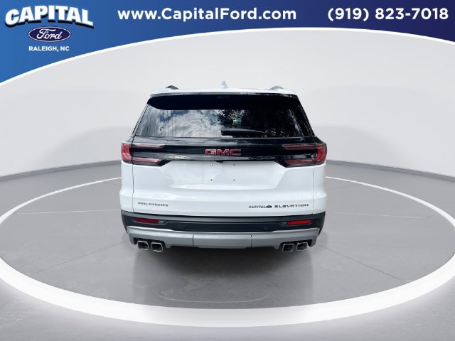 Used 2026 GMC Acadia Elevation w/ Elevation Premium Package FWD image 7