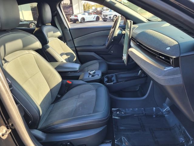 Certified 2021 Ford Mustang Mach-E GT w/ GT Performance Edition image 17