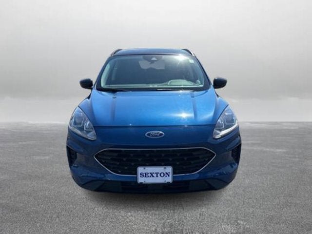 Certified 2022 Ford Escape SE w/ SE Sport Appearance Package FWD image 4