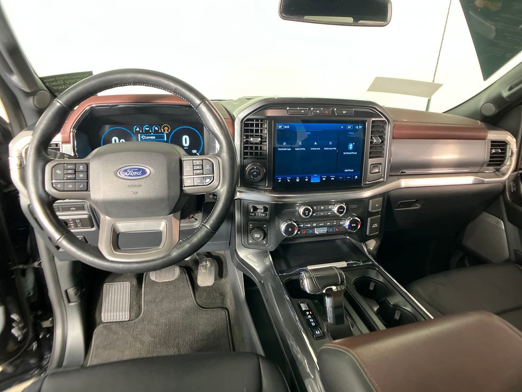 Certified 2022 Ford F150 Lariat w/ Equipment Group 502A High image 13