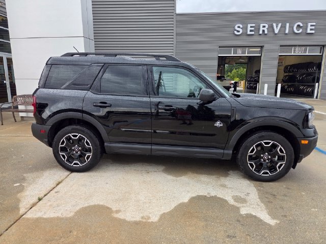 Certified 2025 Ford Bronco Sport Outer Banks w/ Outer Banks Tech Package+ AWD/4WD image 10