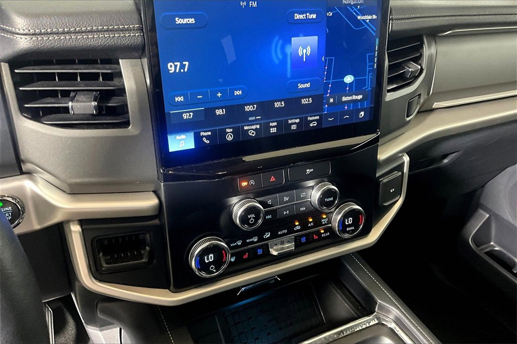 Certified 2024 Ford Expedition XLT image 26