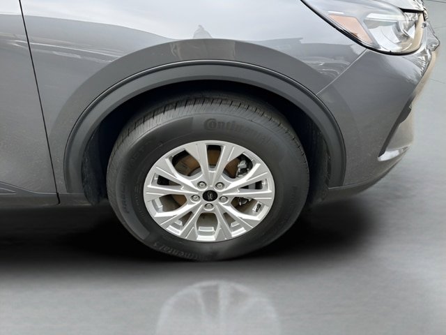 Certified 2023 Ford Escape Active AWD/4WD image 30