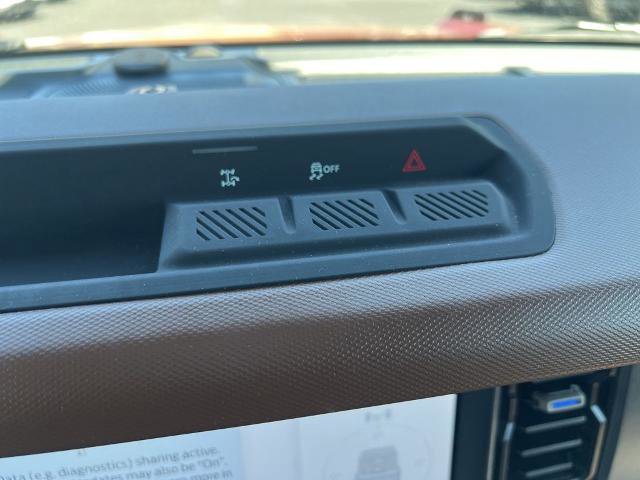 Certified 2024 Ford Bronco Outer Banks AWD/4WD image 31