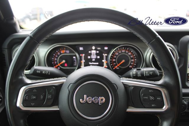 Used 2019 Jeep Wrangler Unlimited Sahara AWD/4WD image 22
