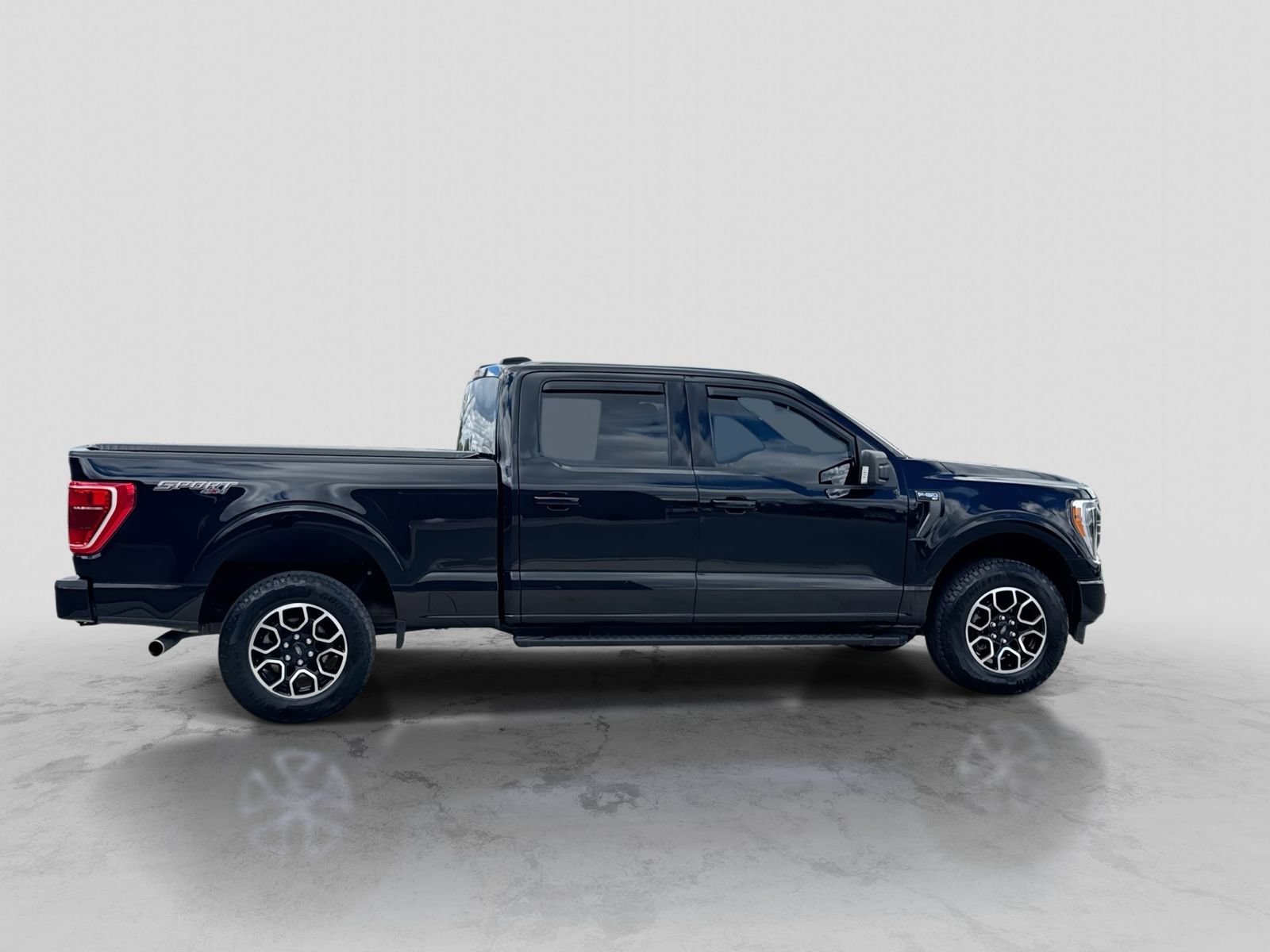 Certified 2022 Ford F150 XLT w/ Equipment Group 302A High AWD/4WD image 9