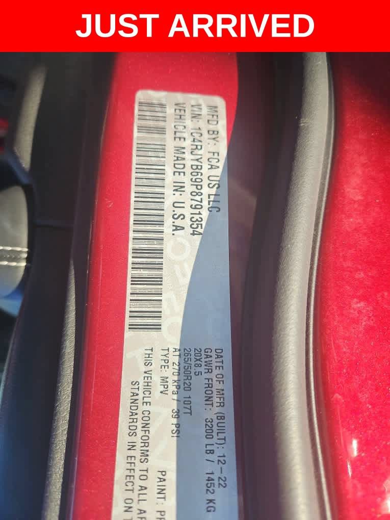 Used 2023 Jeep Grand Cherokee 4WD 4xe w/ Luxury Tech Group II image 21
