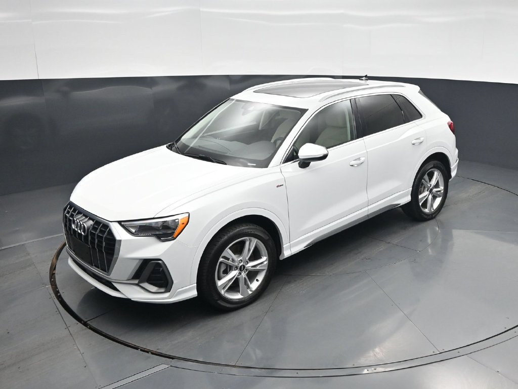 Used 2021 Audi Q3 2.0T Premium w/ Convenience Package AWD/4WD image 34