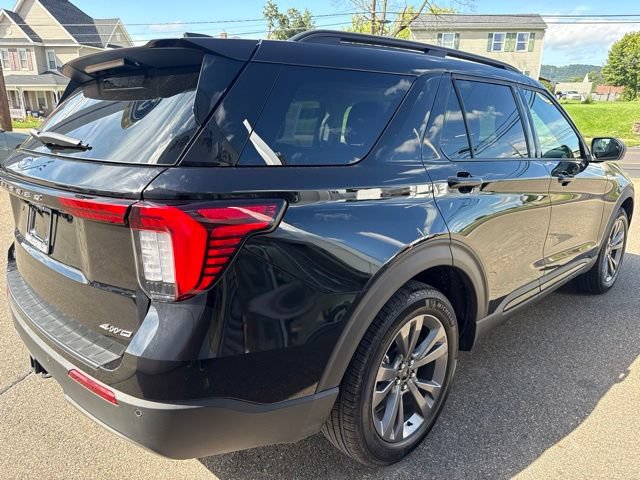 Certified 2026 Ford Explorer Active w/ Active Comfort Package AWD/4WD image 6