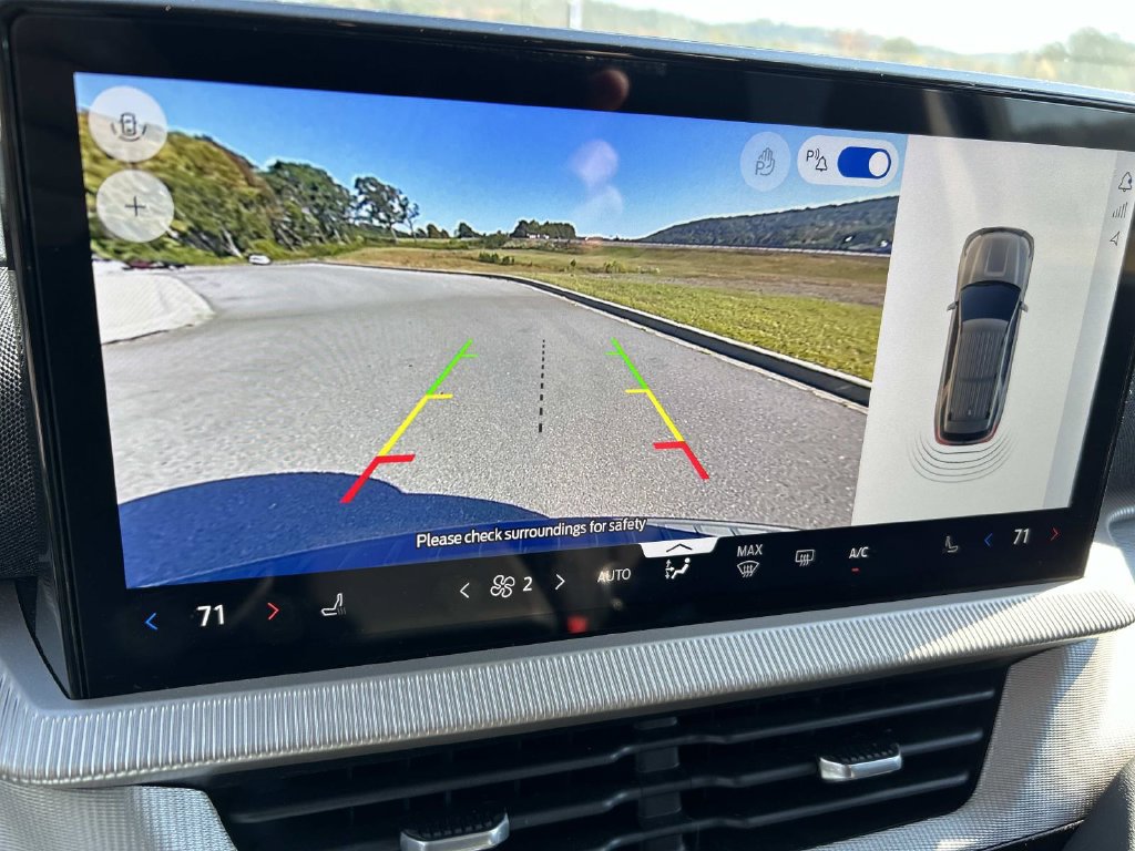Certified 2026 Ford Explorer Active RWD image 18