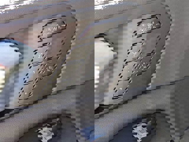 Used 2025 BMW X7 xDrive40i w/ M Sport Package image 13