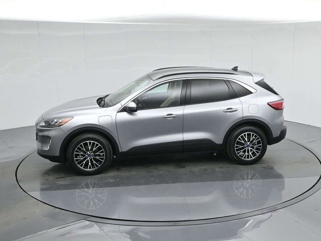 Certified 2022 Ford Escape SEL image 23