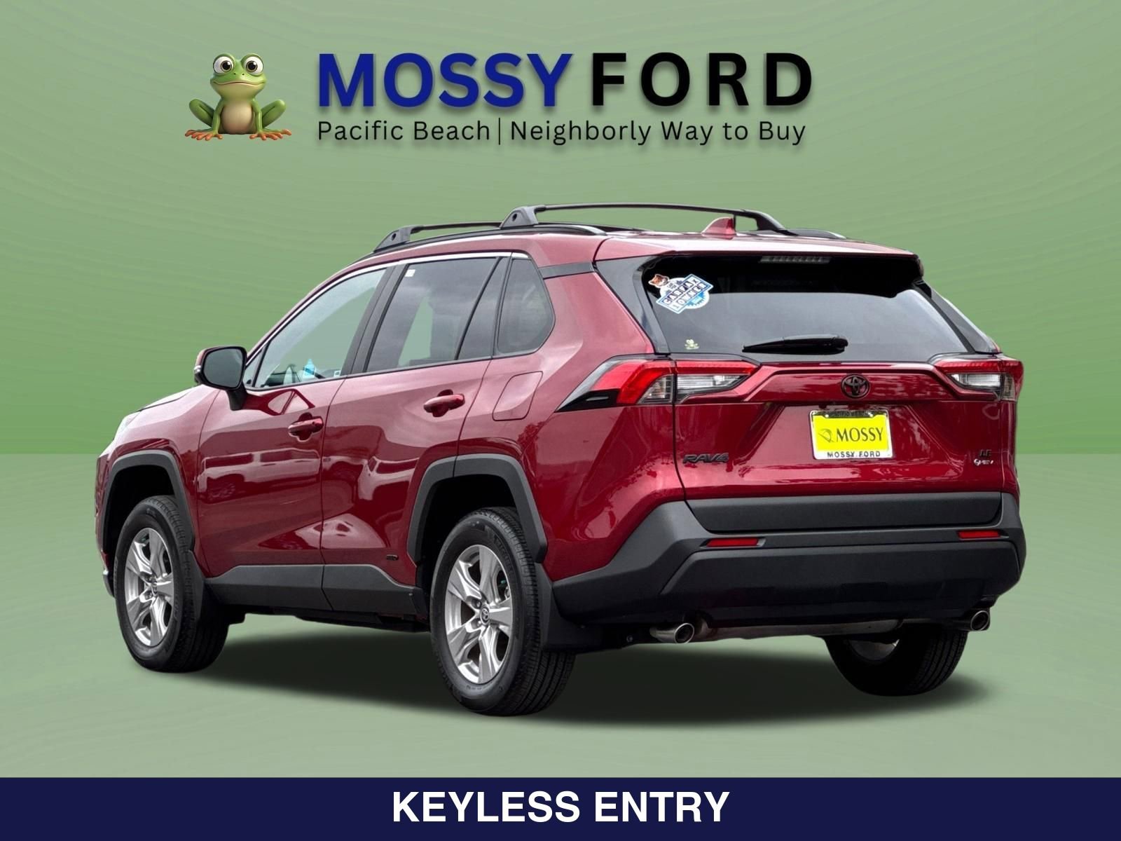 Used 2025 Toyota RAV4 LE AWD/4WD image 8