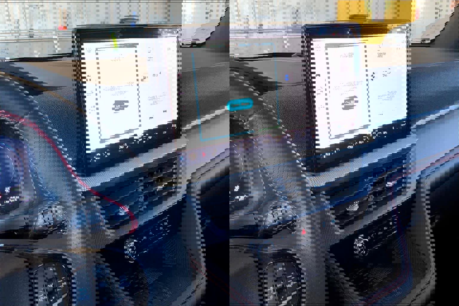 Certified 2025 Ford Explorer ST-Line w/ Premium Package image 6