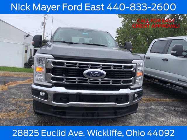 Certified 2025 Ford F250 XLT AWD/4WD image 2