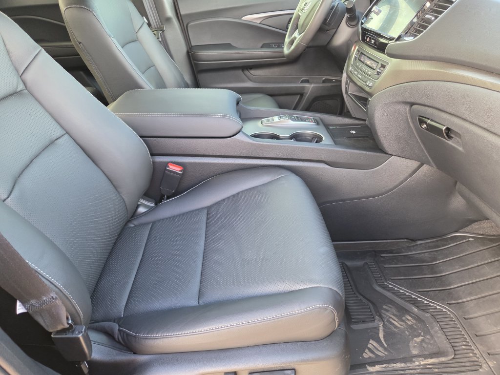 Used 2025 Honda Ridgeline RTL image 13