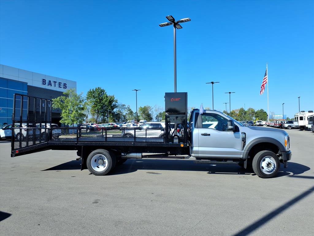Certified 2023 Ford F550 4x4 Regular Cab Super Duty image 5