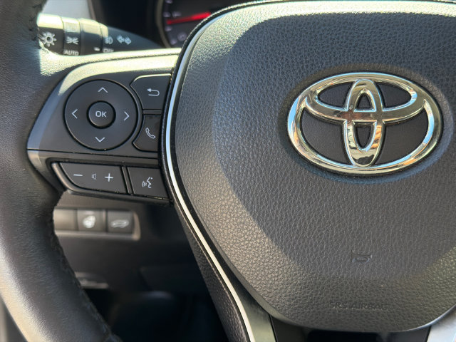 Used 2021 Toyota RAV4 XLE Premium AWD/4WD image 29
