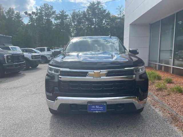 Used 2024 Chevrolet Silverado 1500 LT AWD/4WD image 3