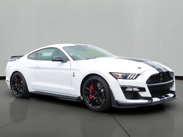 Certified 2022 Ford Mustang Shelby GT500 w/ Technology Package RWD image 4
