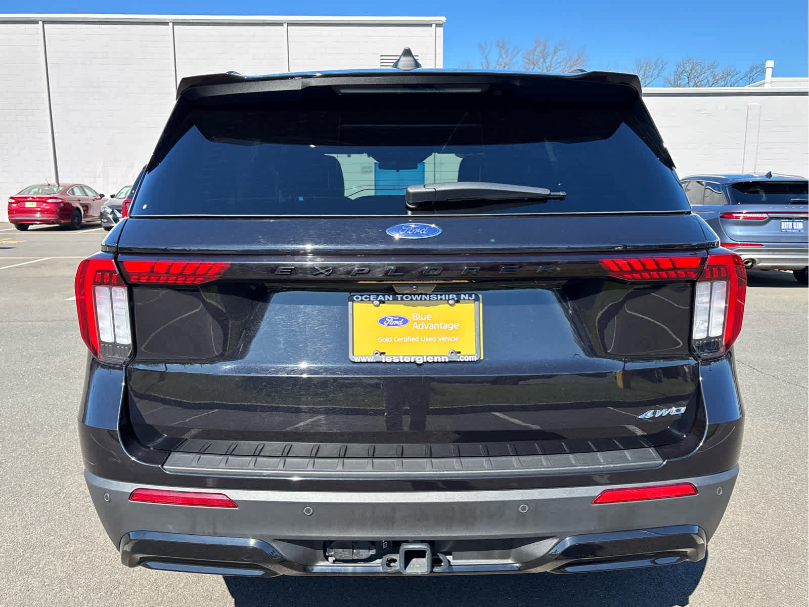 Certified 2025 Ford Explorer ST-Line image 4