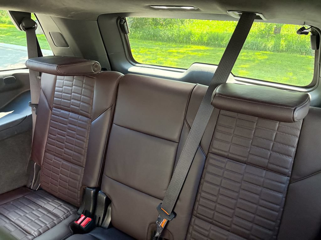 Used 2022 Cadillac Escalade Sport Platinum AWD/4WD image 28