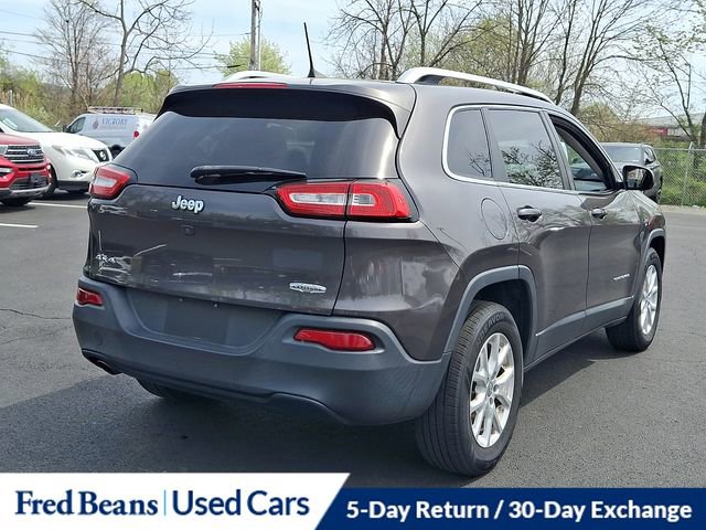 Used 2018 Jeep Cherokee Latitude Plus AWD/4WD image 11