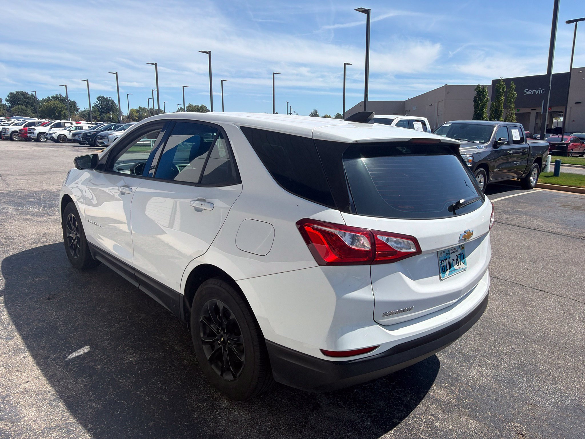 Used 2019 Chevrolet Equinox LS FWD image 3