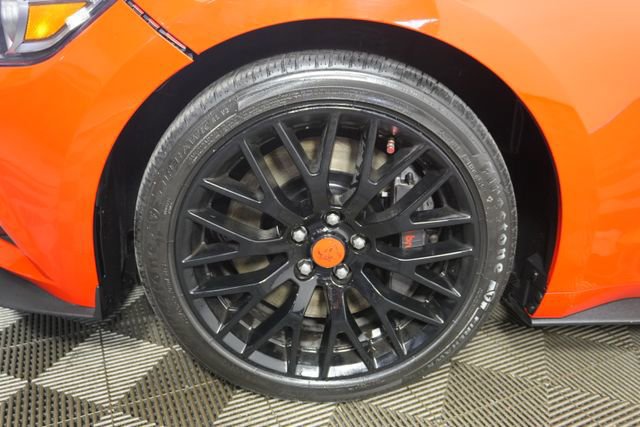 Certified 2017 Ford Mustang GT w/ GT Performance Package image 9